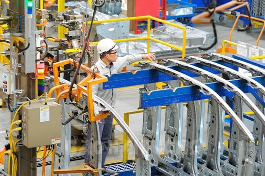 Lấy ý kiến nhân dân về khen thưởng cấp nhà nước Công ty Ford Việt Nam